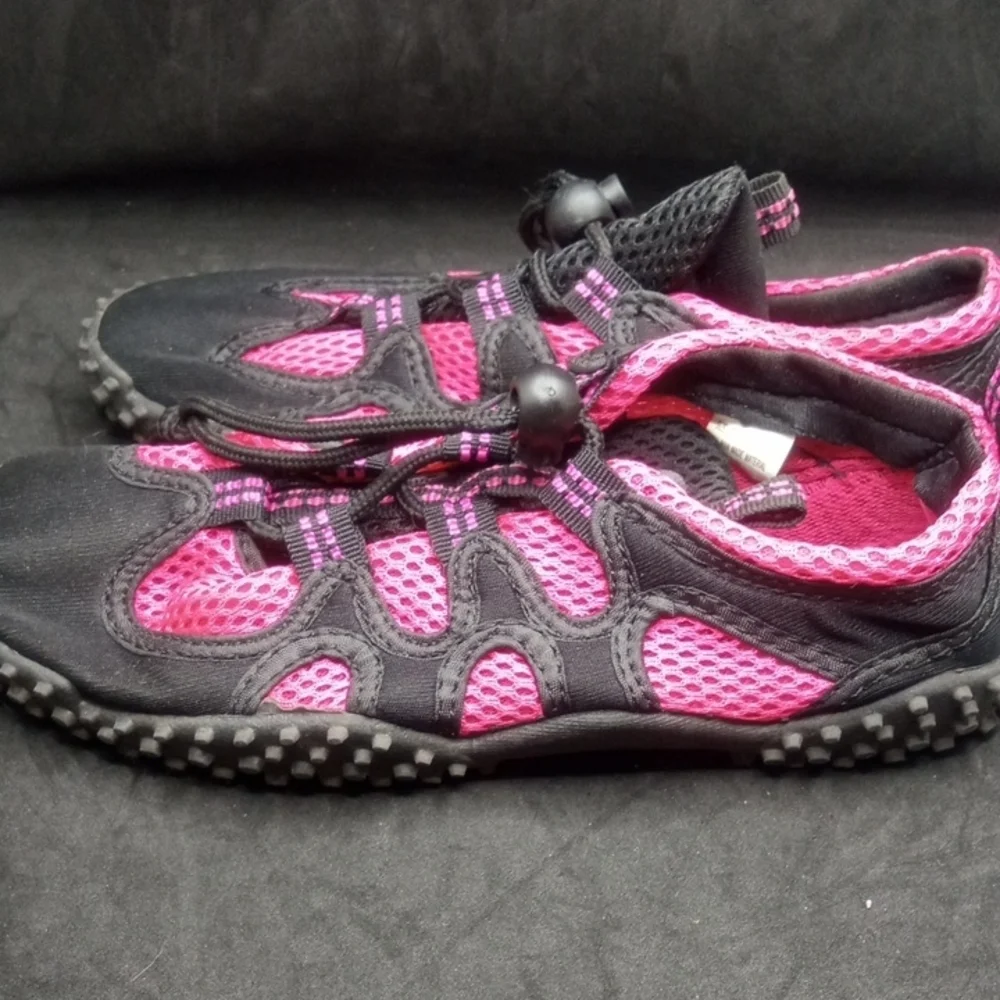 Ladies Size 7 Pink and Black Water Shoes with Rugged Sole and Breathable Mesh